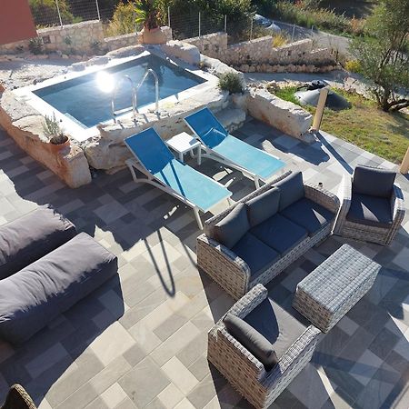 סאמי Villa Averto מראה חיצוני תמונה